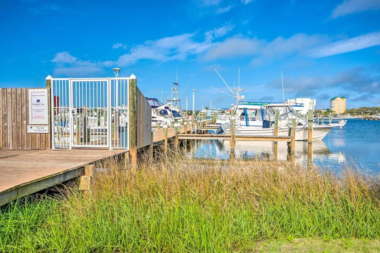 Apartment Canalfront With Pool - Walk To Beach! *