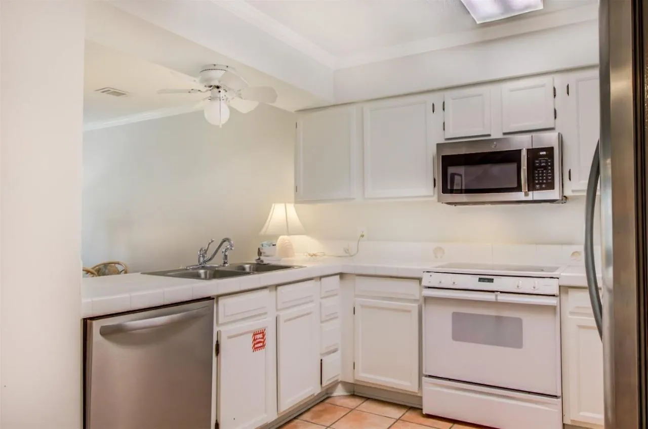 5 C, Three Bedroom Townhome *