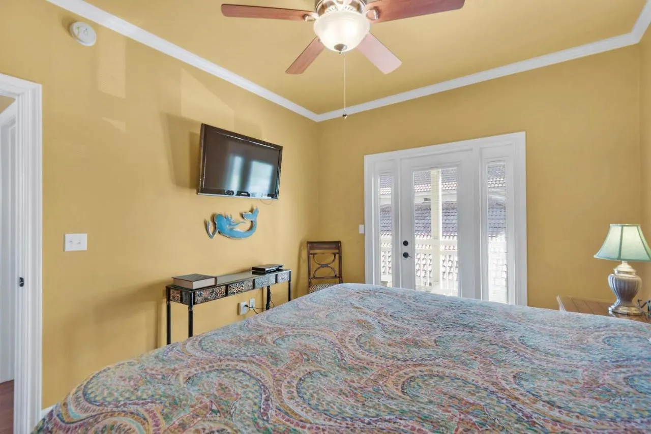 Coconut Cove Holiday home Destin