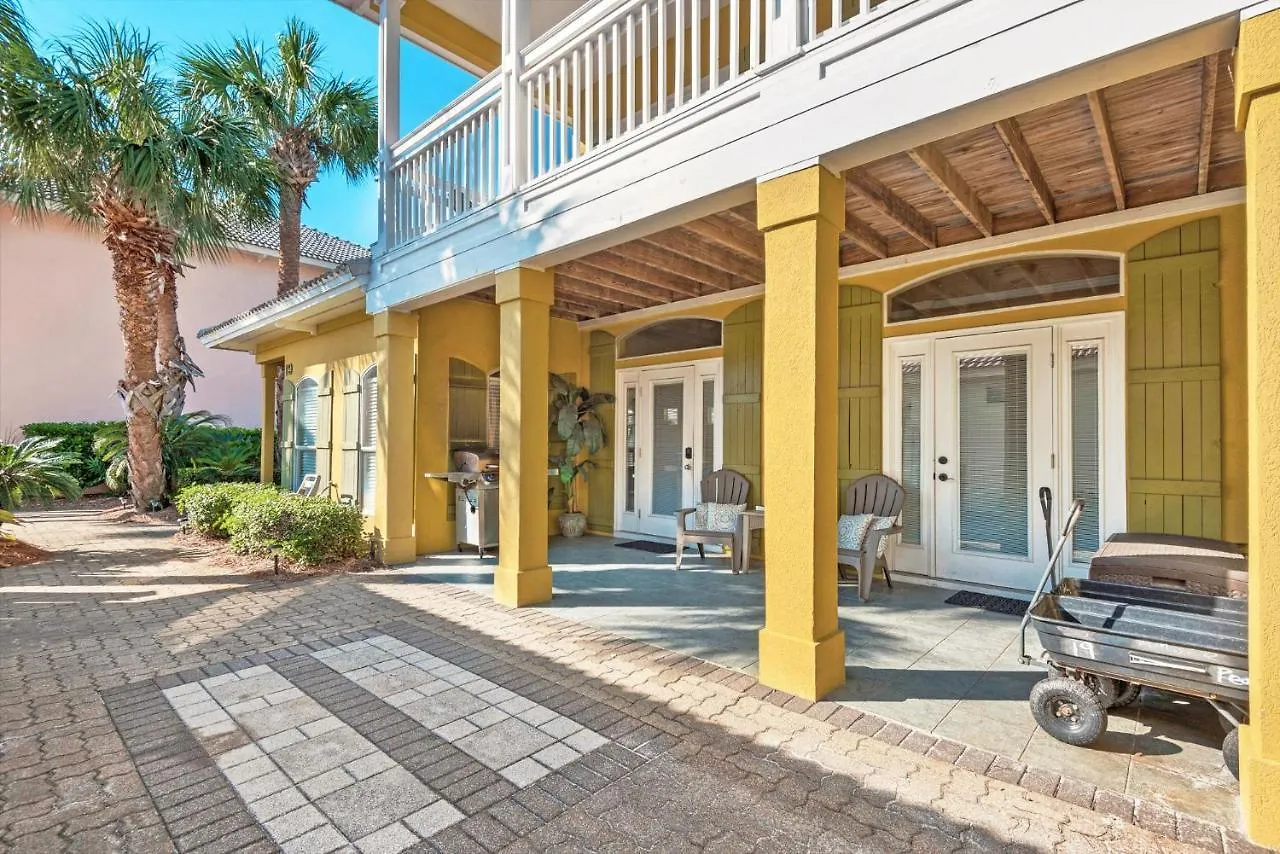 Coconut Cove Holiday home