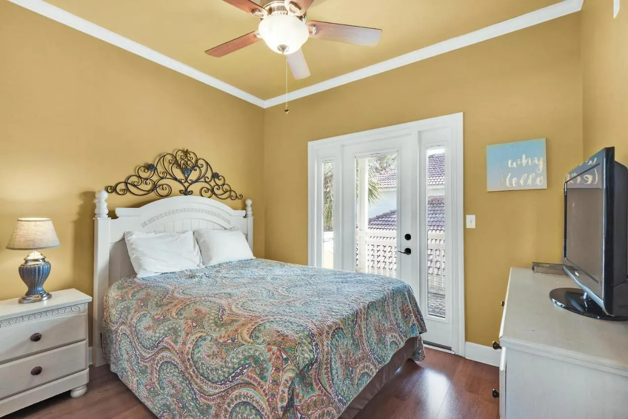 Coconut Cove Holiday home