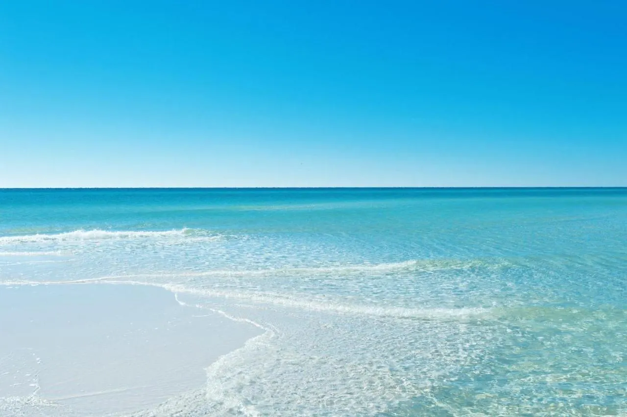 بيت للعطل Emerald Waters 305 *