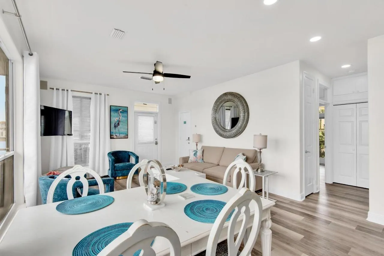 Holiday home Destiny #15b