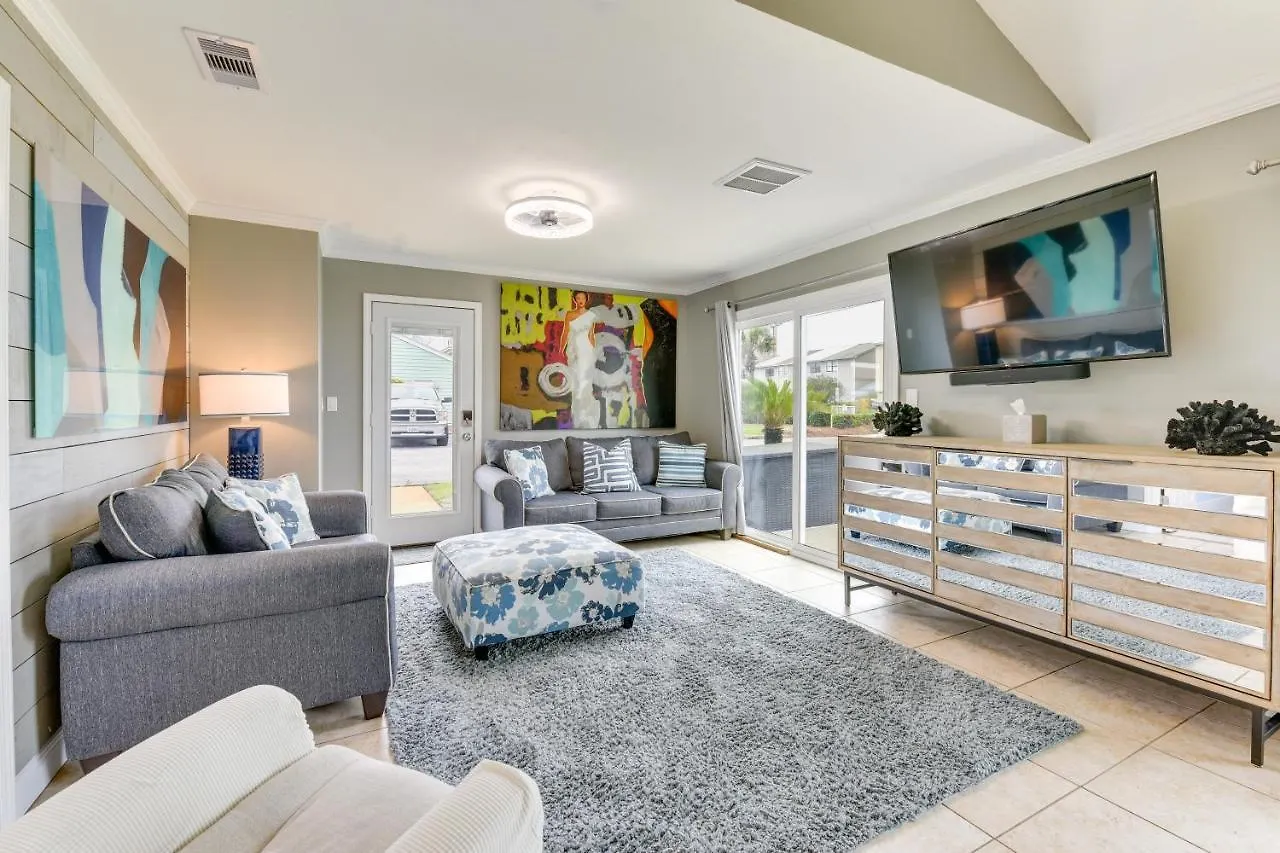 Vibrant Family 100 Feet To Private Beach! * Destin