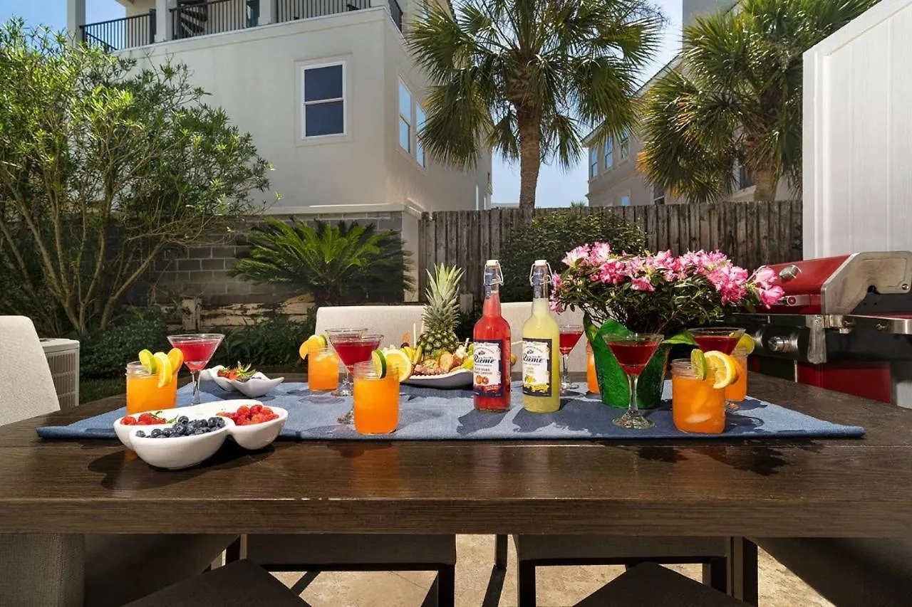 Southbay 100 - Dolphin Watch Holiday home *
