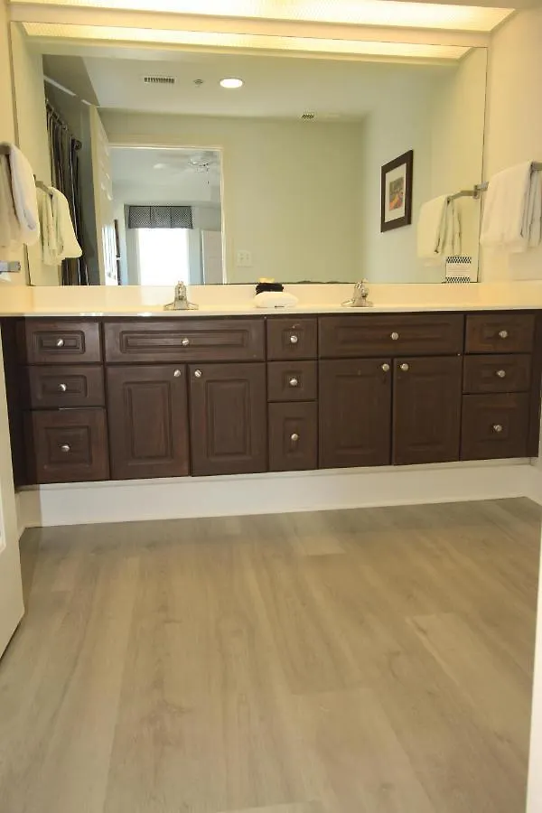 بيت للعطل 3br Beachfront 16th Flr Two Master Bedrooms, Pool Fitness Center At Westwinds *