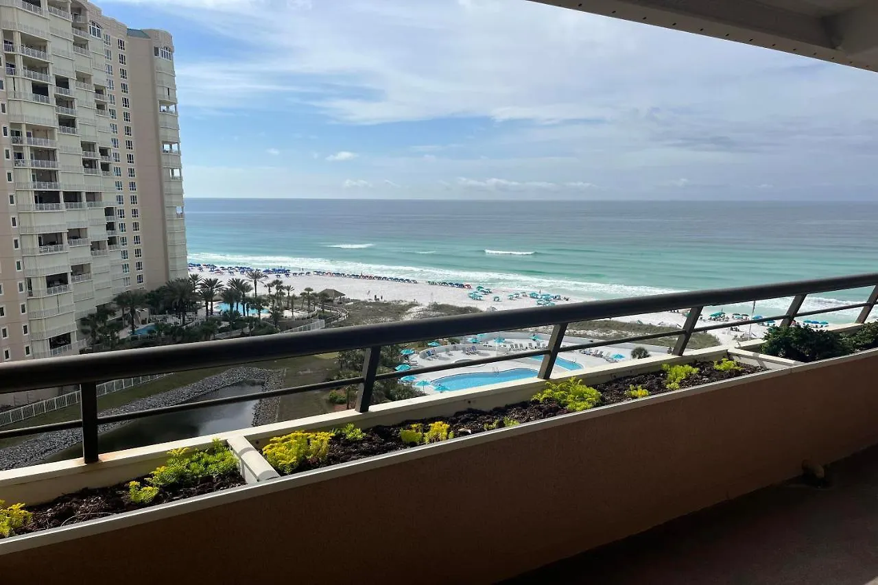 Edgewater 1204 *