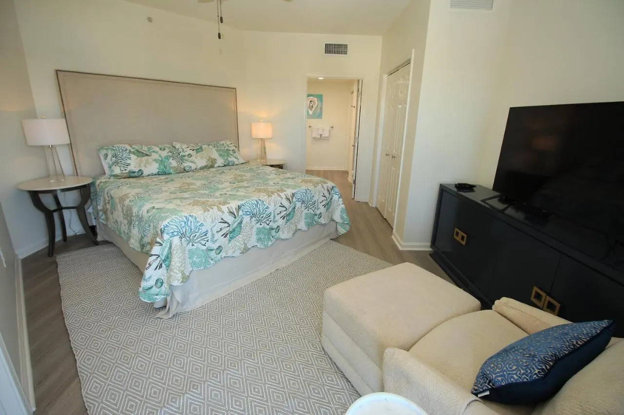 Holiday home Luxurious Beachfront Stunning 7th Floor Views And Tram At Westwinds In Sandestin *