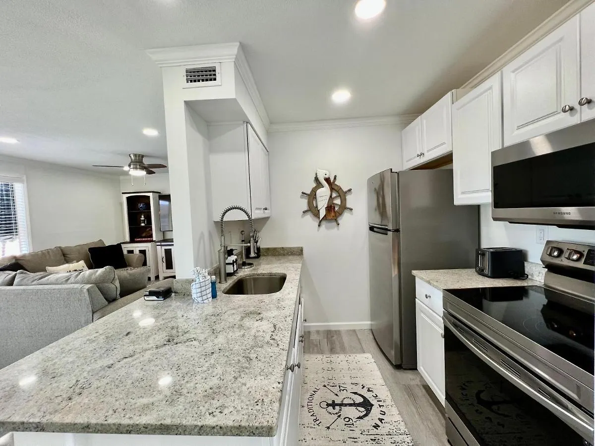 Sandpiper Cove 1006 Holiday home Destin