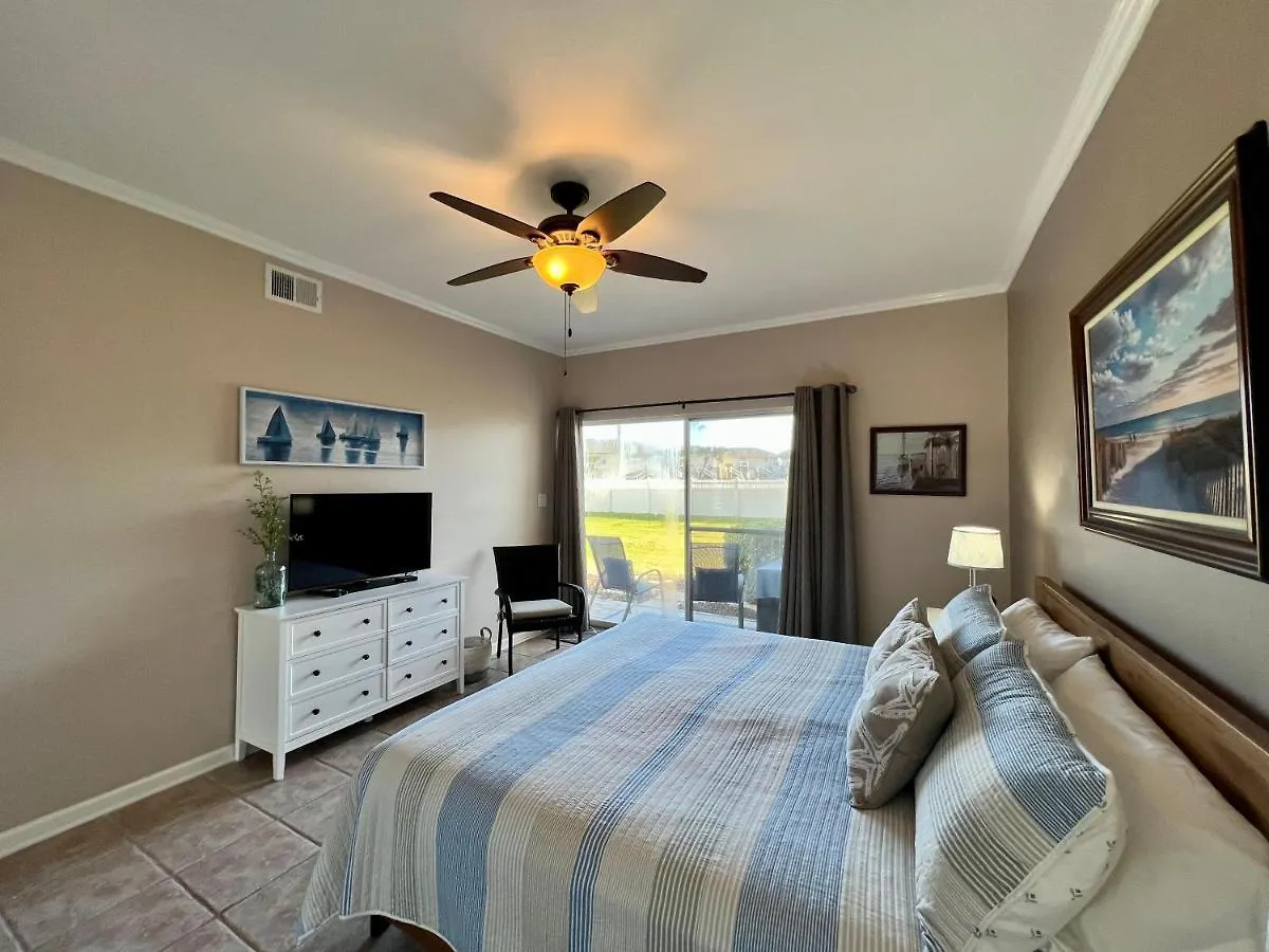 Sandpiper Cove 9113 * Destin