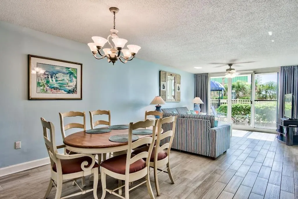 Pelican Resort-walkout Unit-on The