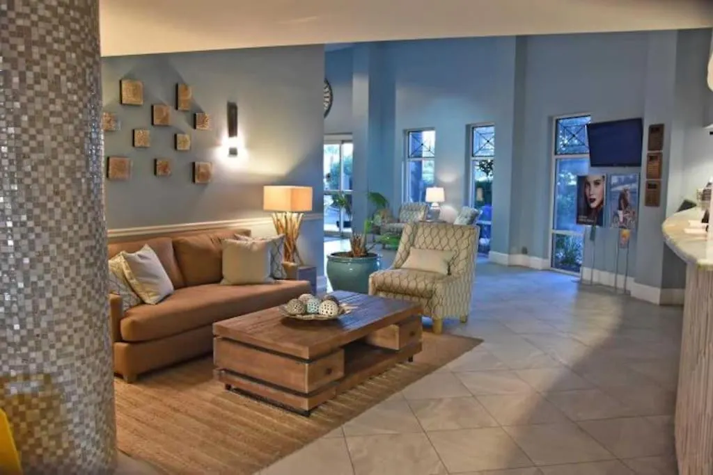 Pelican Resort-walkout Unit-on The Destin