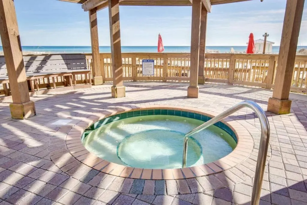 Pelican Resort-walkout Unit-on The Daire