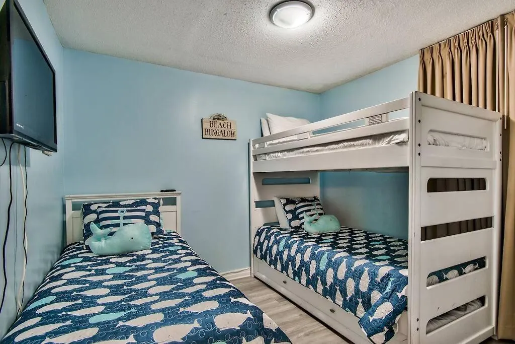 Pelican Resort-walkout Unit-on The Daire *