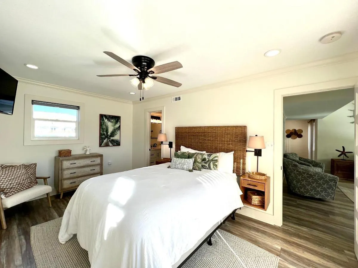 Sandpiper Cove 0002 *