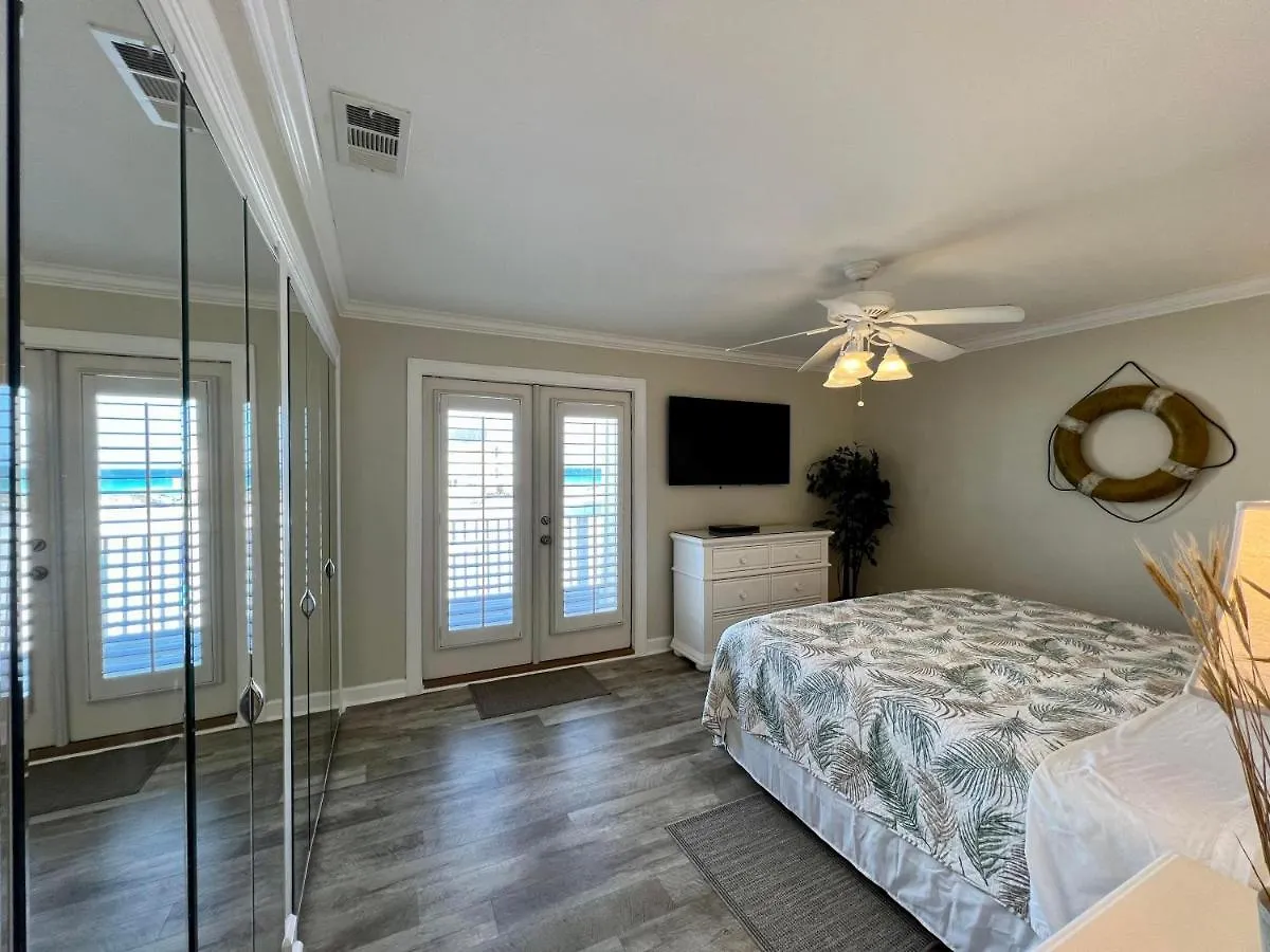 בית נופש Sandpiper Cove 2148 *