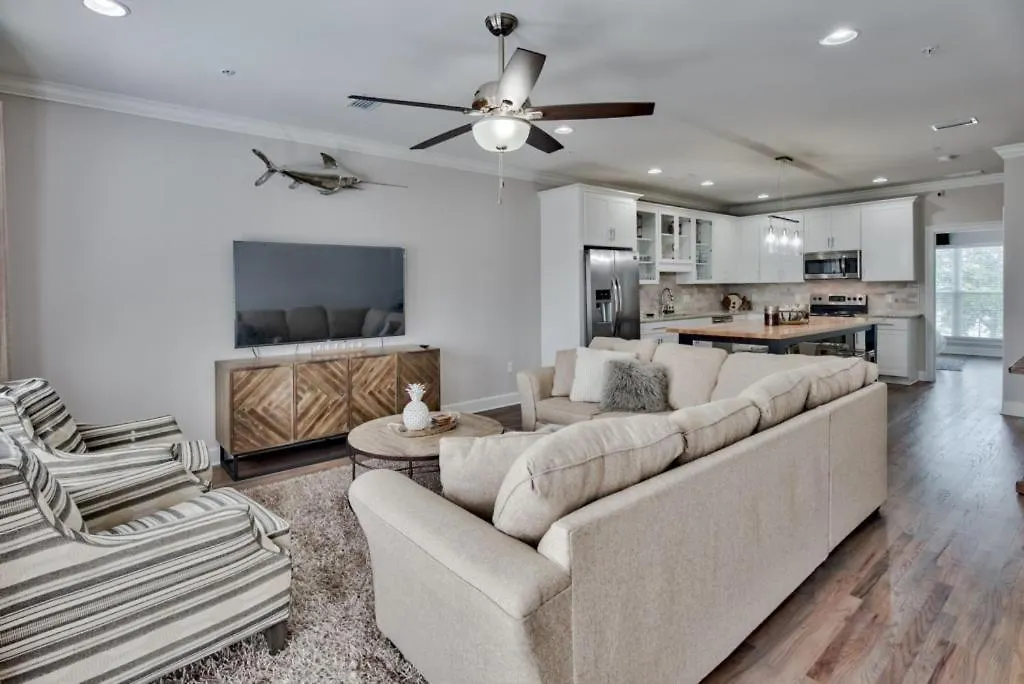 Tusker With Pool And Designer Interior * דסטין