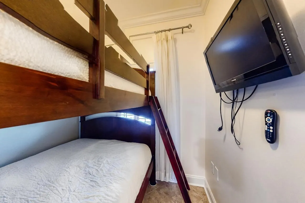 Apartmán Sterling Sands 212