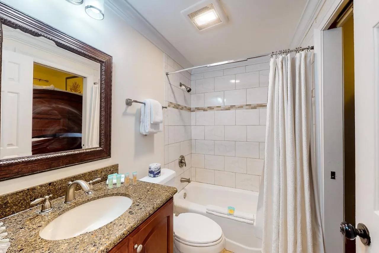 Apartmán Sterling Sands 212 *