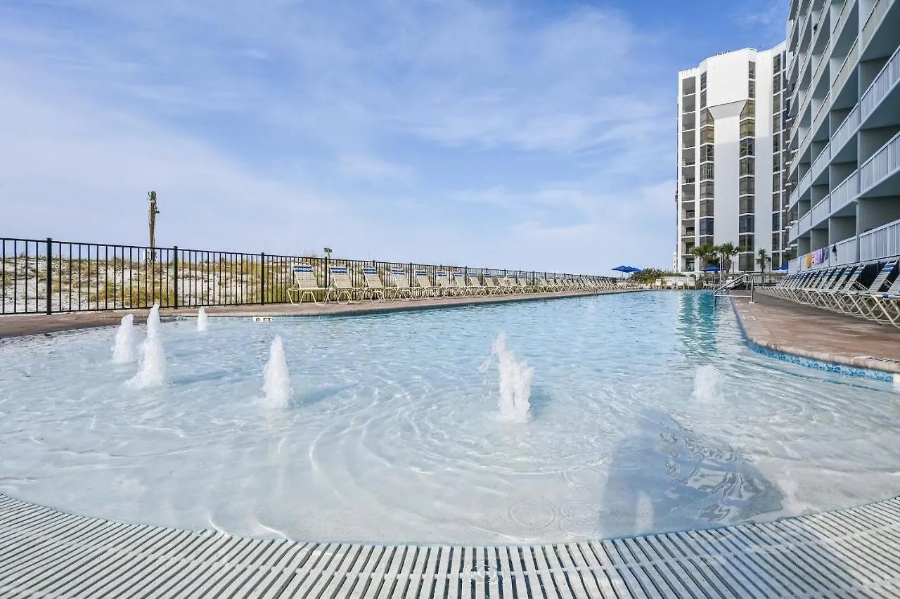 Amazing In With Outdoor Swimming Pool And 2 Bedrooms Apartment