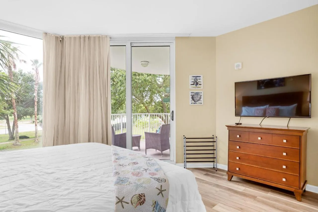 Palms #2210 Jr 2br