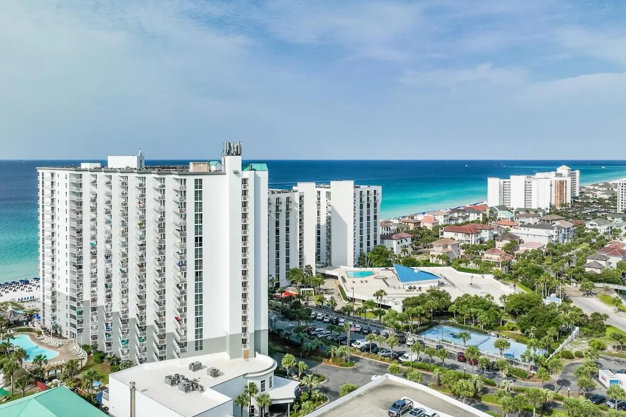 Pelican 818 * Destin