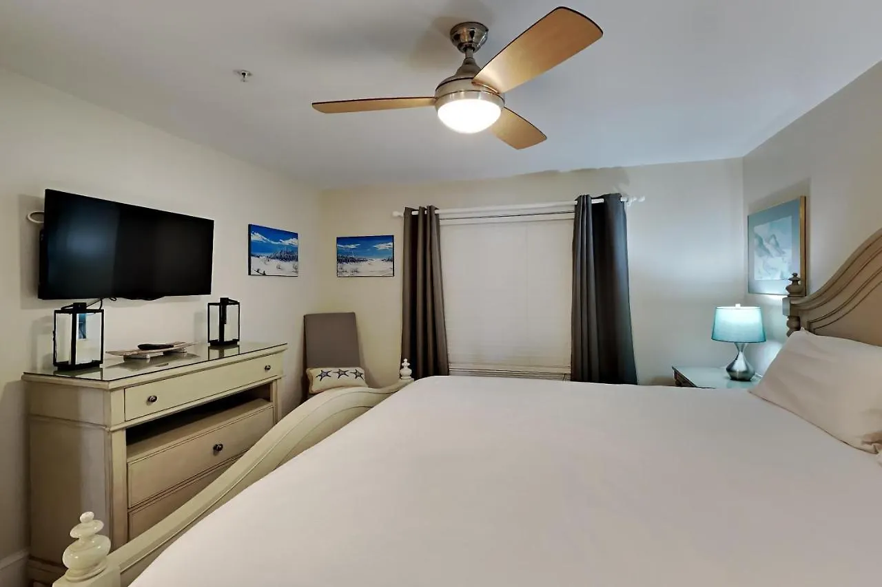 Crystal Dunes #104 Apartment