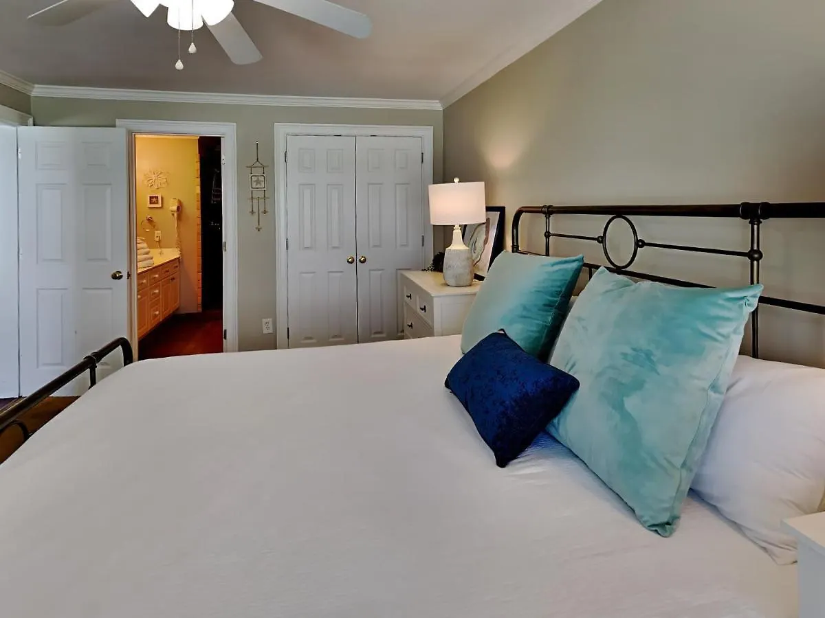 Apartment Beautiful In With Outdoor Swimming Pool And 3 Bedrooms Destin