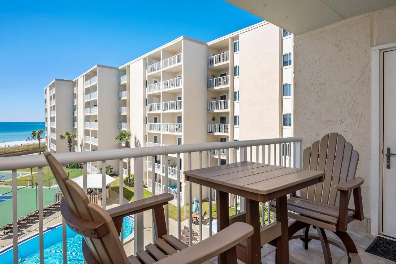 Surf And Racquet Unit 415 بيت للعطل دستين