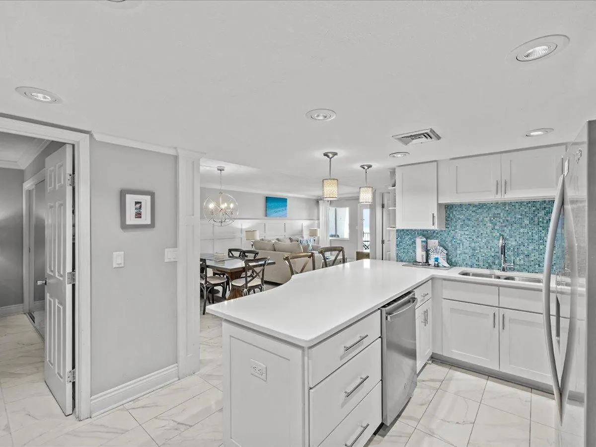 Surf And Racquet Unit 302 * Destin