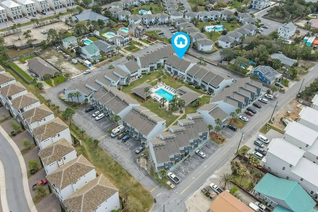 Blessing A 2 Bedroom 2.5-bathroom Townhouse That Sleeps Up To 10 In Miramar Beach, Fl Destin