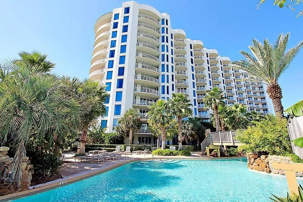 Beautiful Junior Near The Palms In Apartment Destin