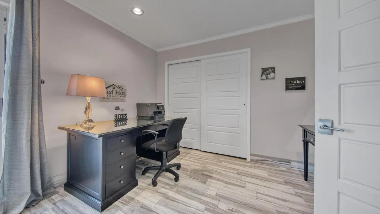 Holiday home Red Hot Retreat - Updated Isle Townhome On The Harbor Destin