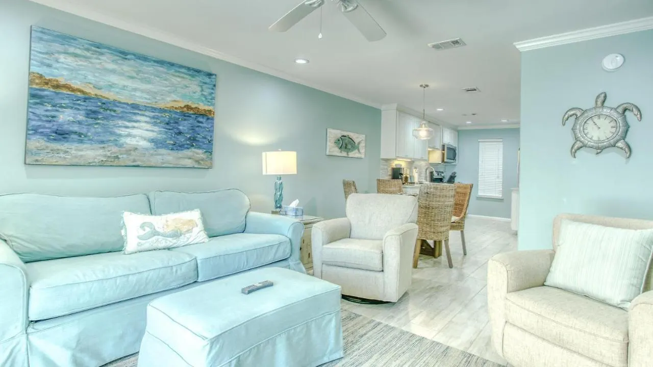 Poolside 106 - Updated Beachfront On Isle In Feriehus *