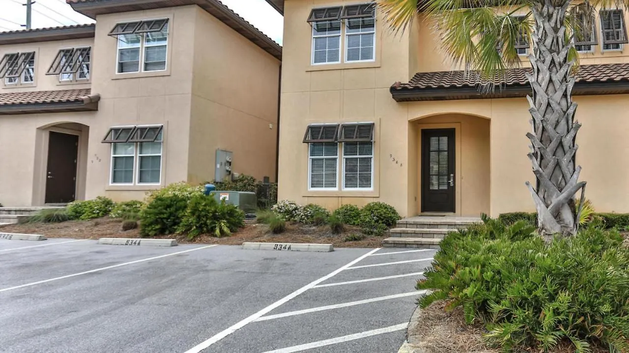 Playa Blanca - Steps To The Sleeps 14 Has Community Pool Destin