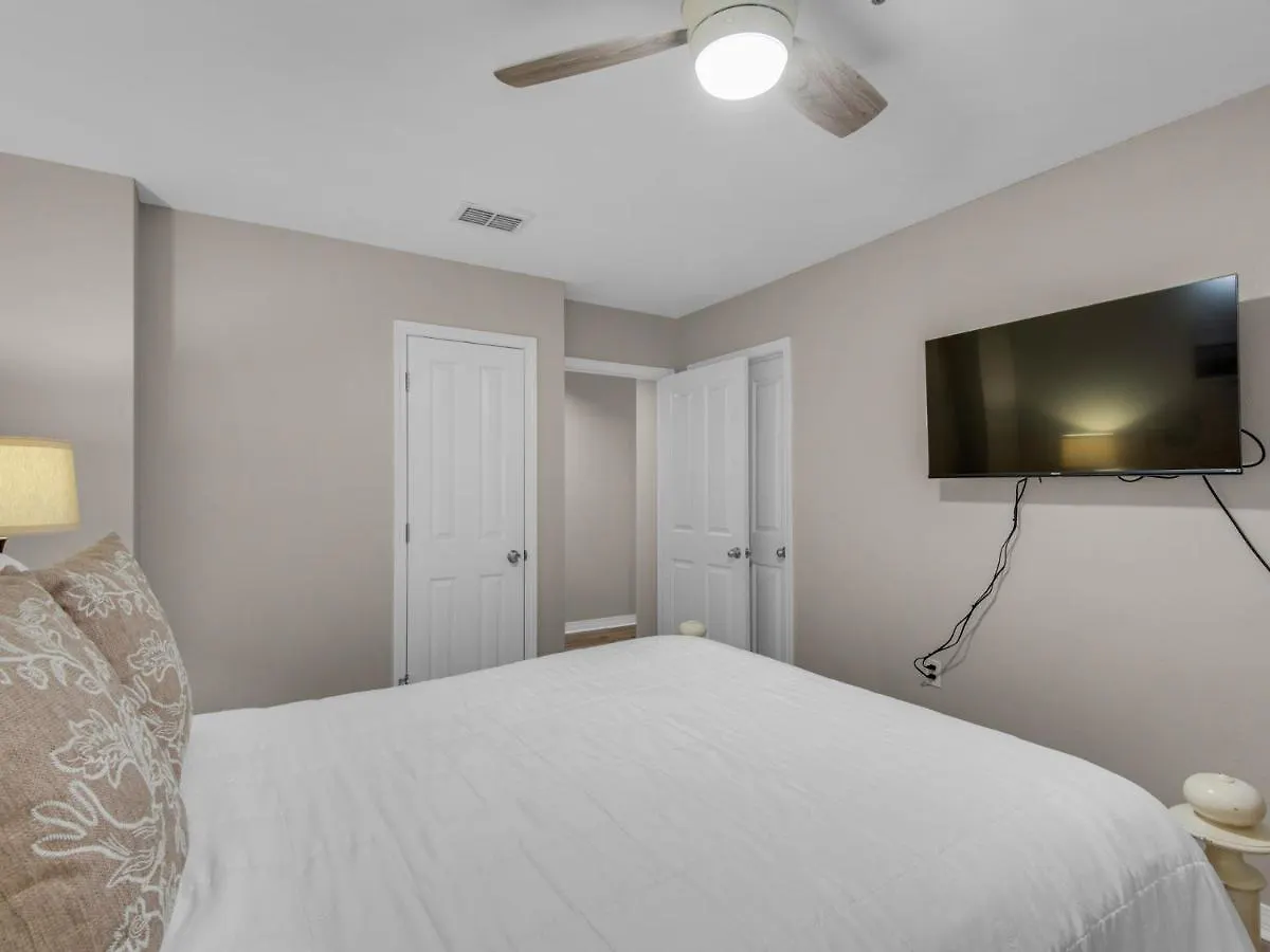 Grand Caribbean East 303 By Newman-dailey * Destin