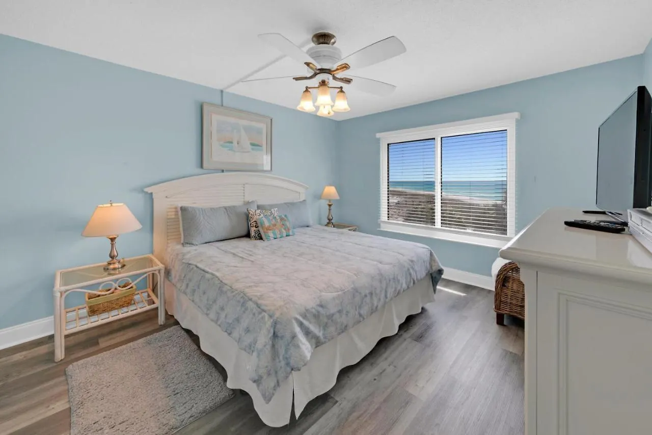 On The Gulf 404 - Amazing Views Just Steps Away From The * Destin