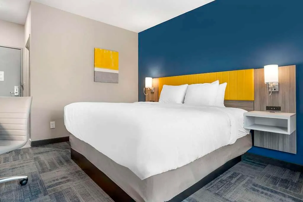 Comfort & Destin Near Henderson *