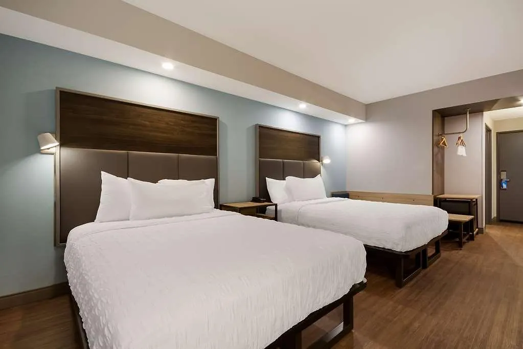 Hotel Tru By Hilton