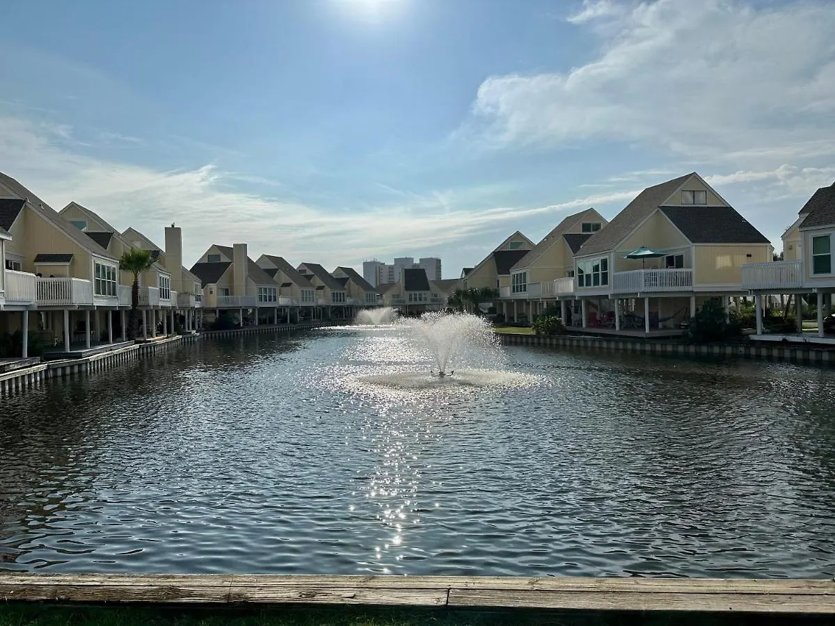 Sandpiper Cove 8115 *