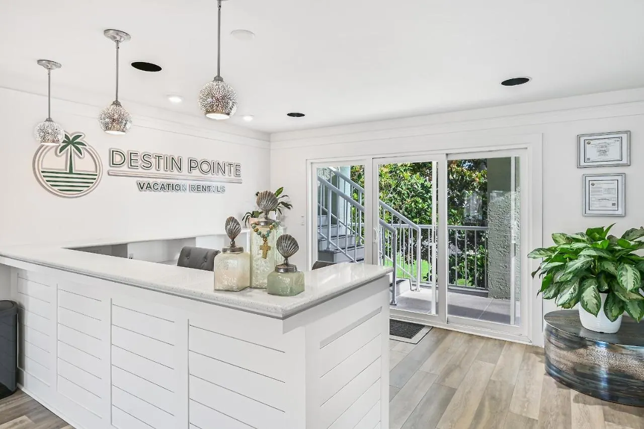 Magnolia House 406 At Pointe Apartment