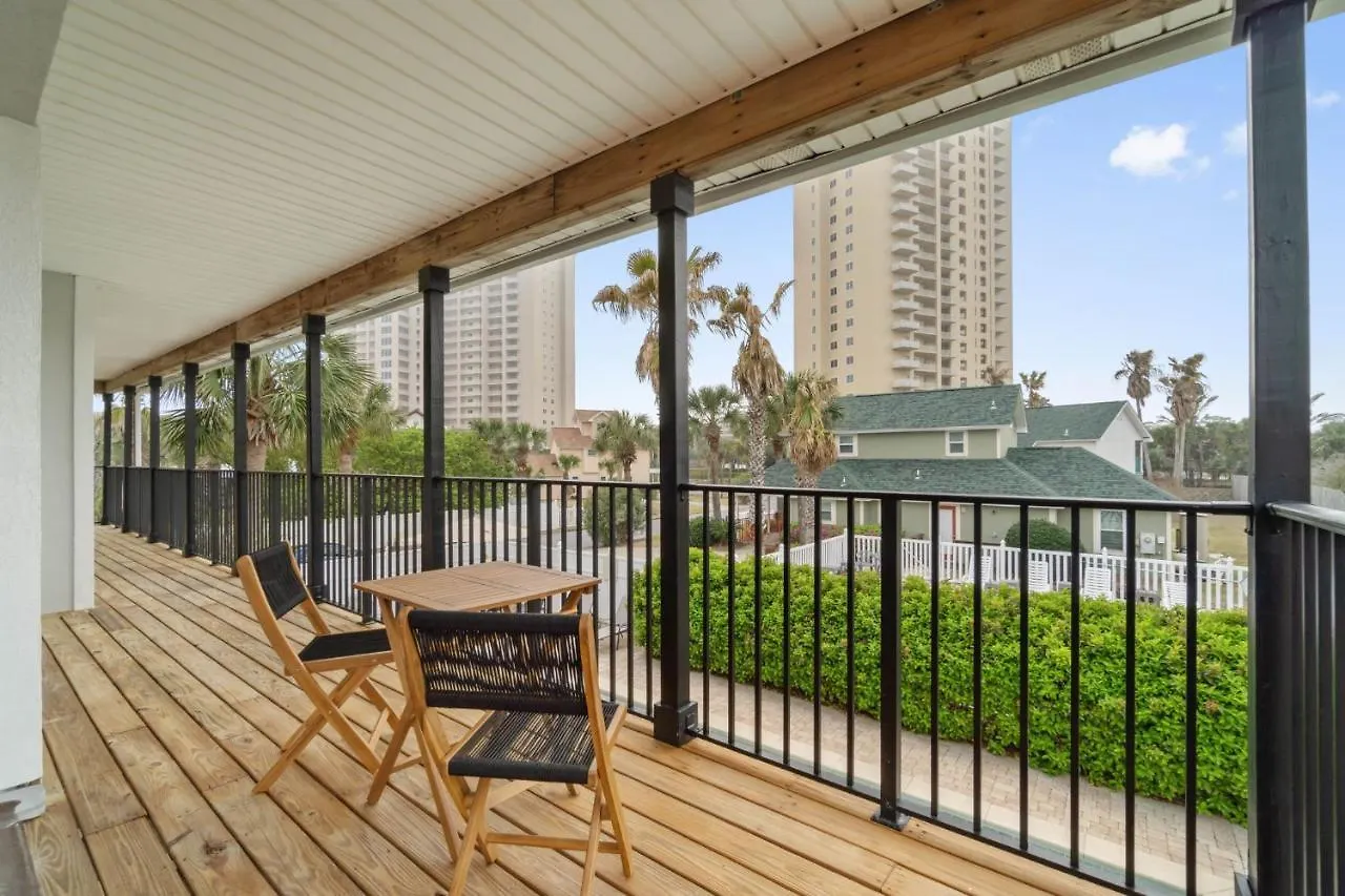 Serenity Coastal Comfort Redefined * Destin