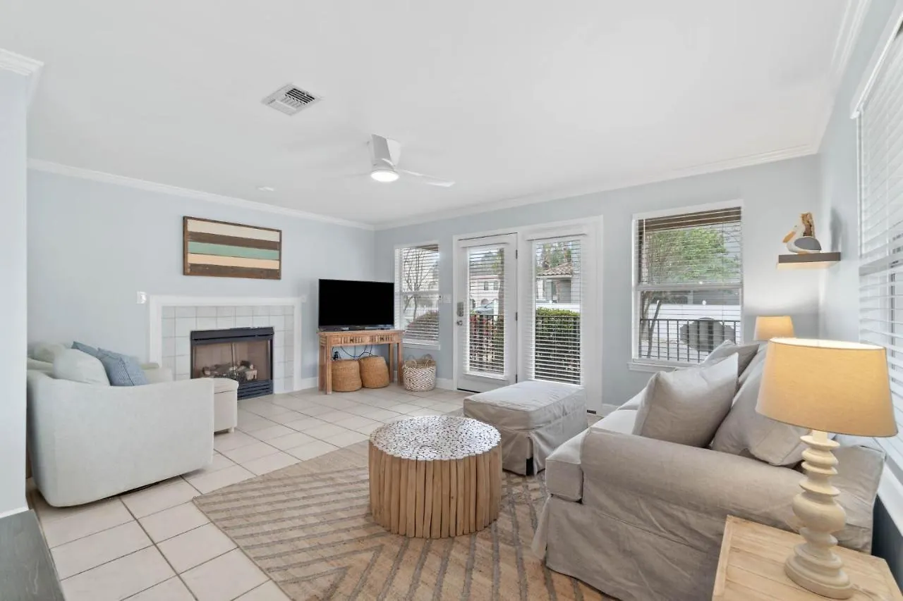 Serenity Coastal Comfort Redefined * Destin