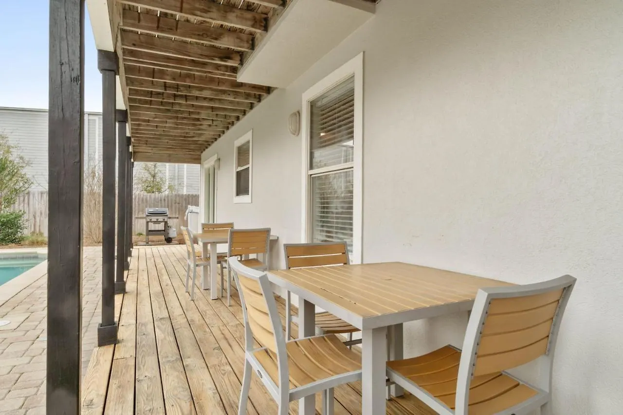 Serenity Coastal Comfort Redefined *