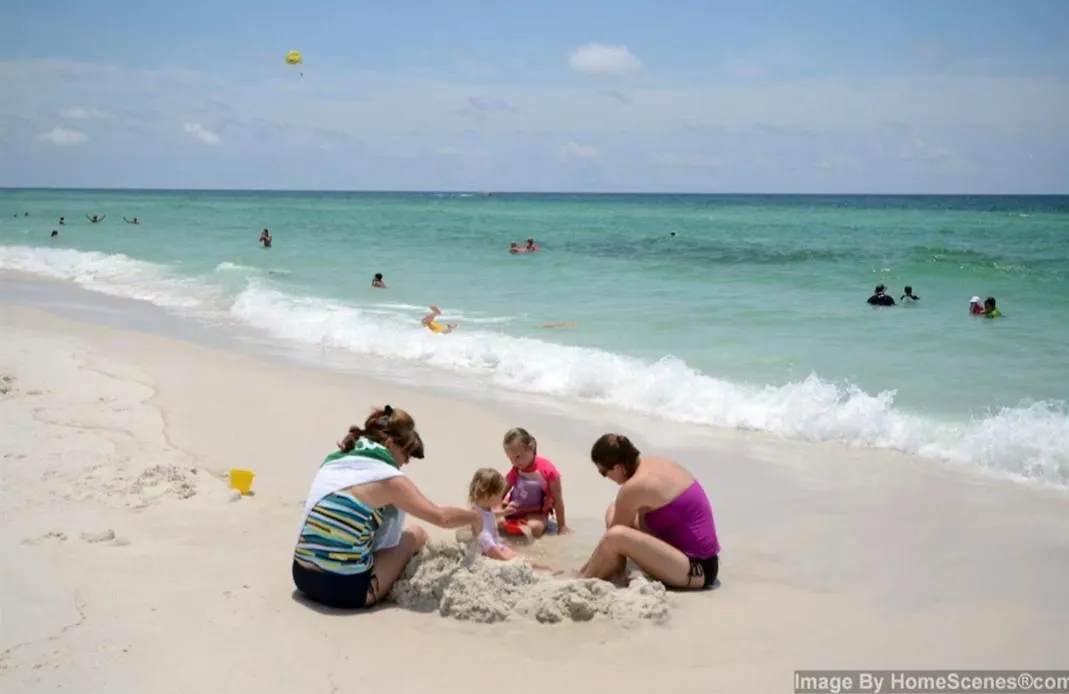 Front Relaxing Get Away On Beautiful Emerald Coast Aparthotel *