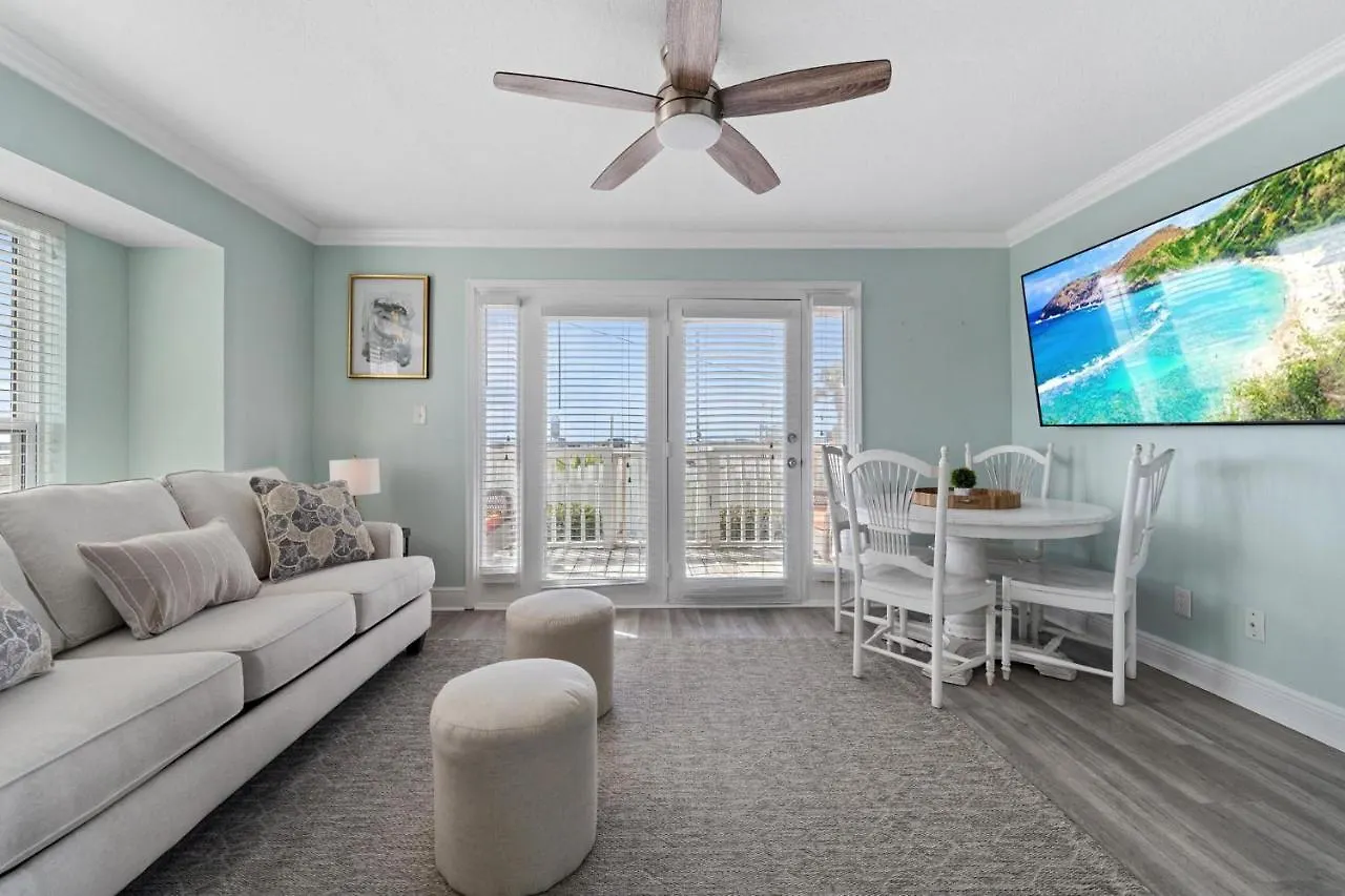 Summer Breeze 101 * Destin
