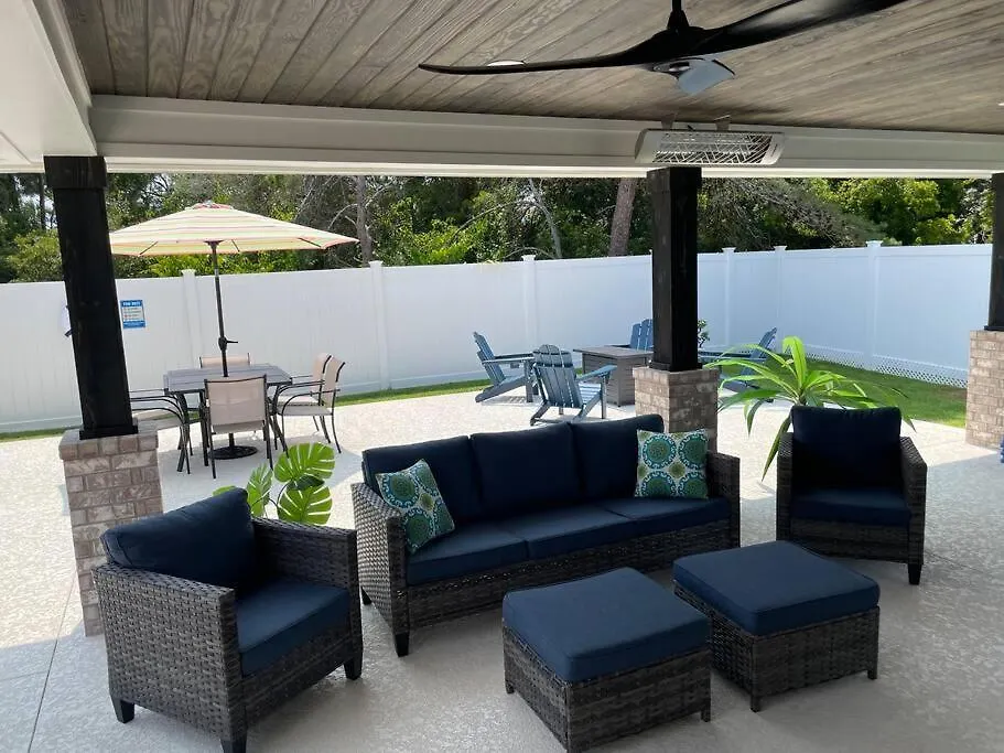 Miramar Walk To Pet Friendly Holiday home Destin