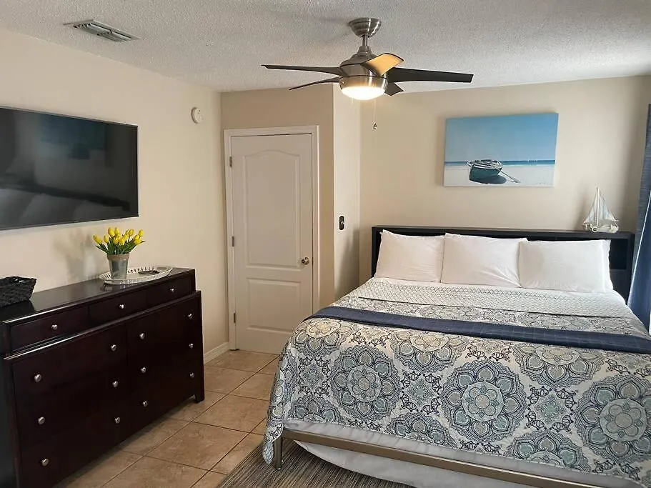 Miramar Walk To Pet Friendly * Destin