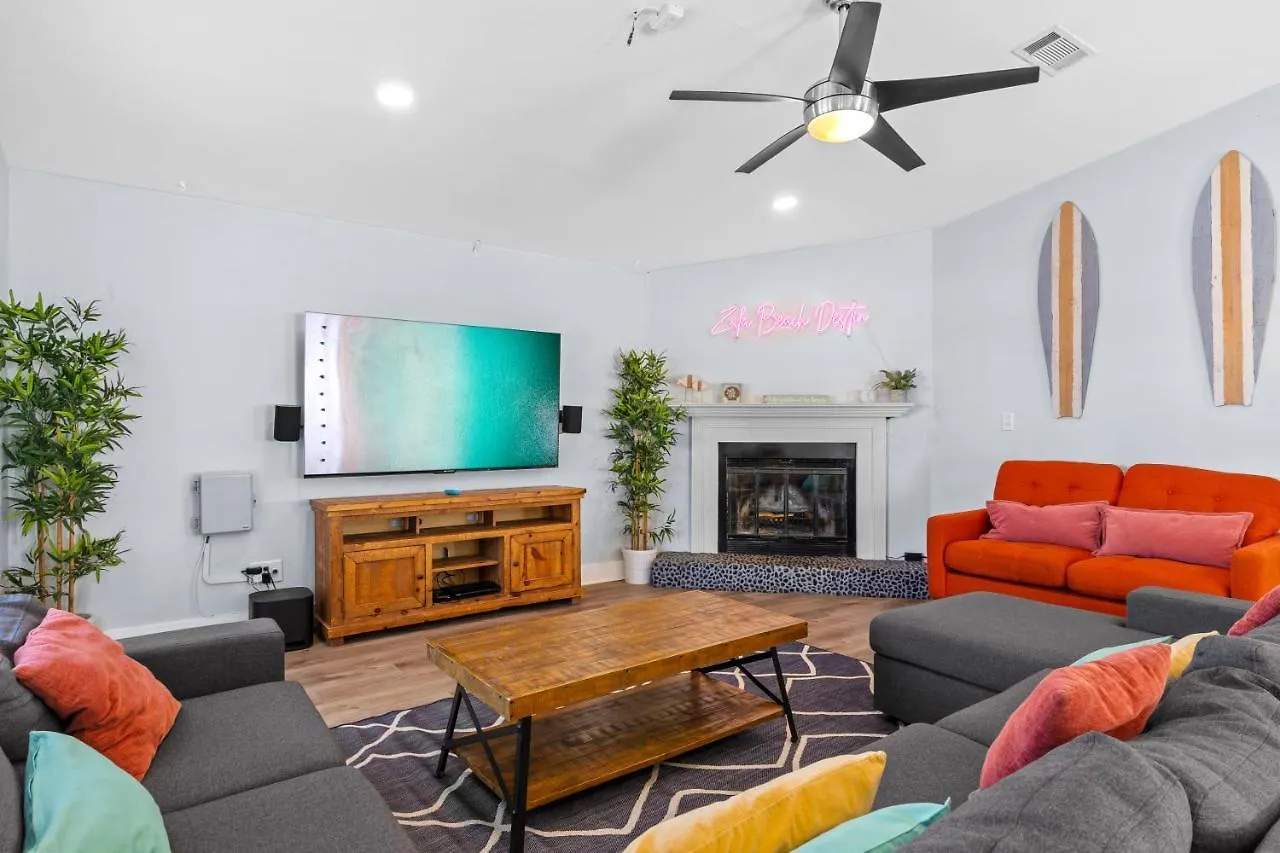 Zula Retreat: Pet-friendly Oasis With Pool, Steps From Shore Holiday home Destin