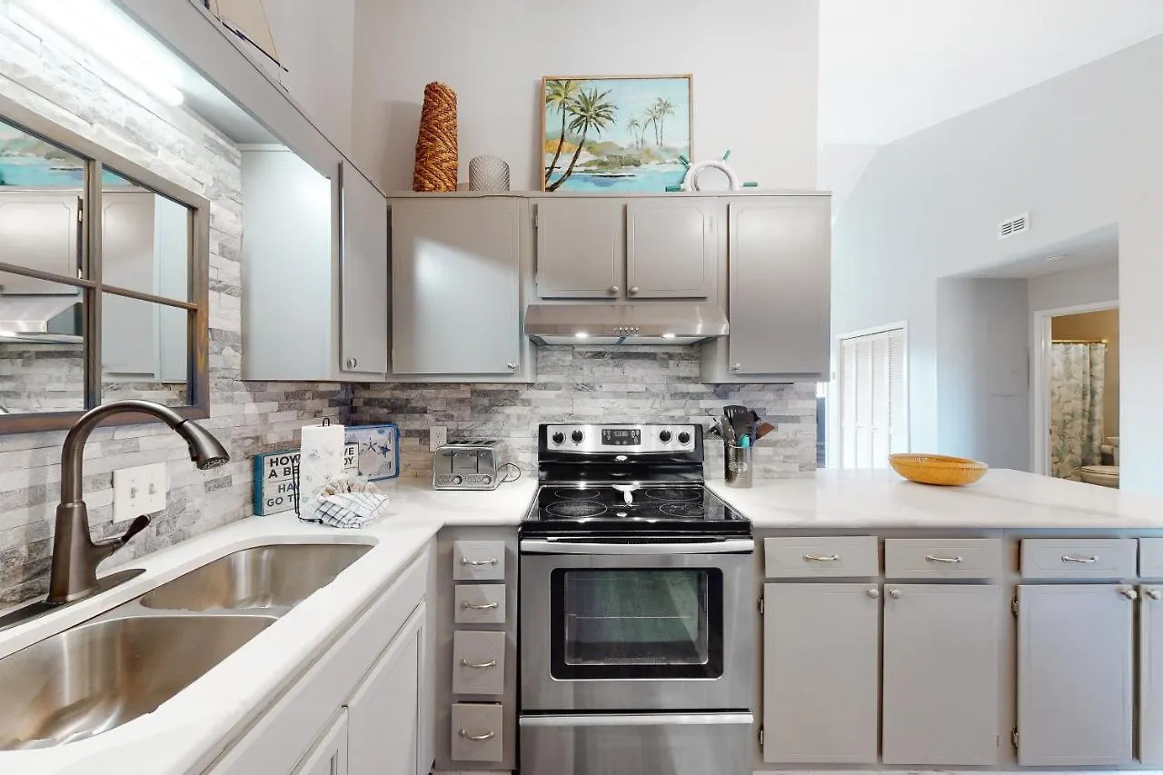 Chateau La Getaway Apartment *